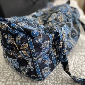 Vera Bradley Small Duffle Blue Paisley